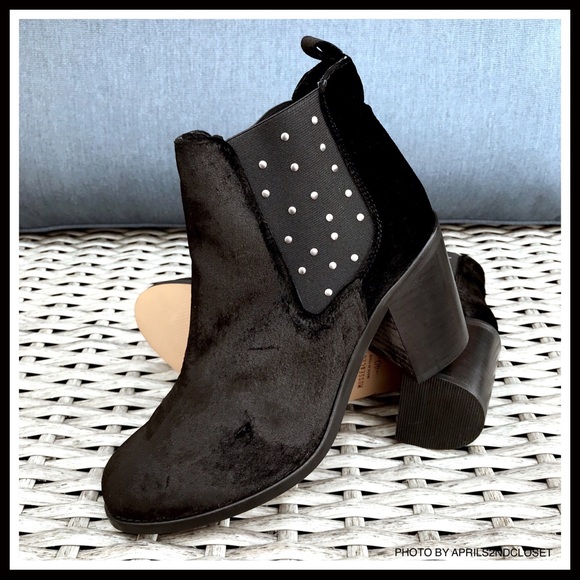 BLACK ANKLE BOOTIES MOTO STUD BLOCK HEEL BOOTS A3C - Picture 7 of 8
